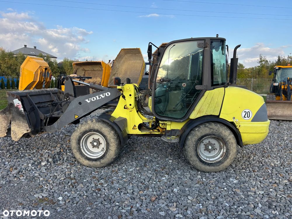 Volvo L25B-Z - 4