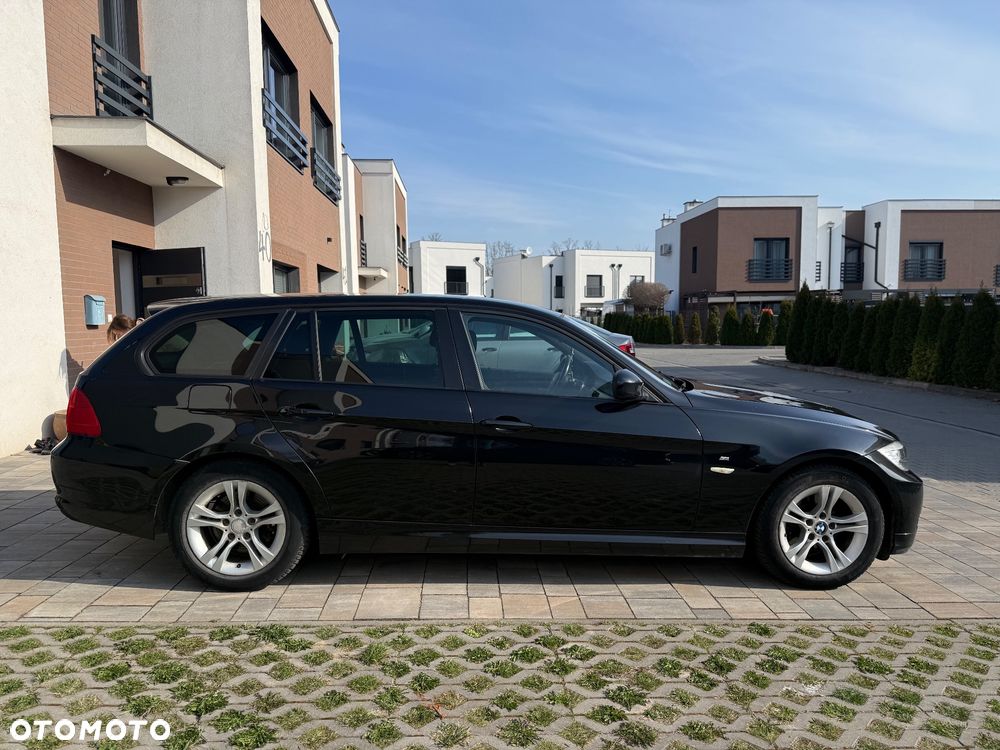 BMW Seria 3 - 1