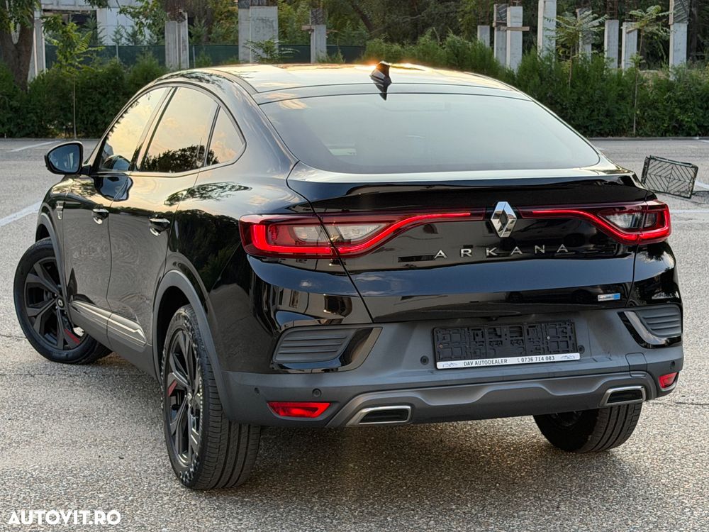 Renault Arkana E-TECH 145 R.S.LINE - 11