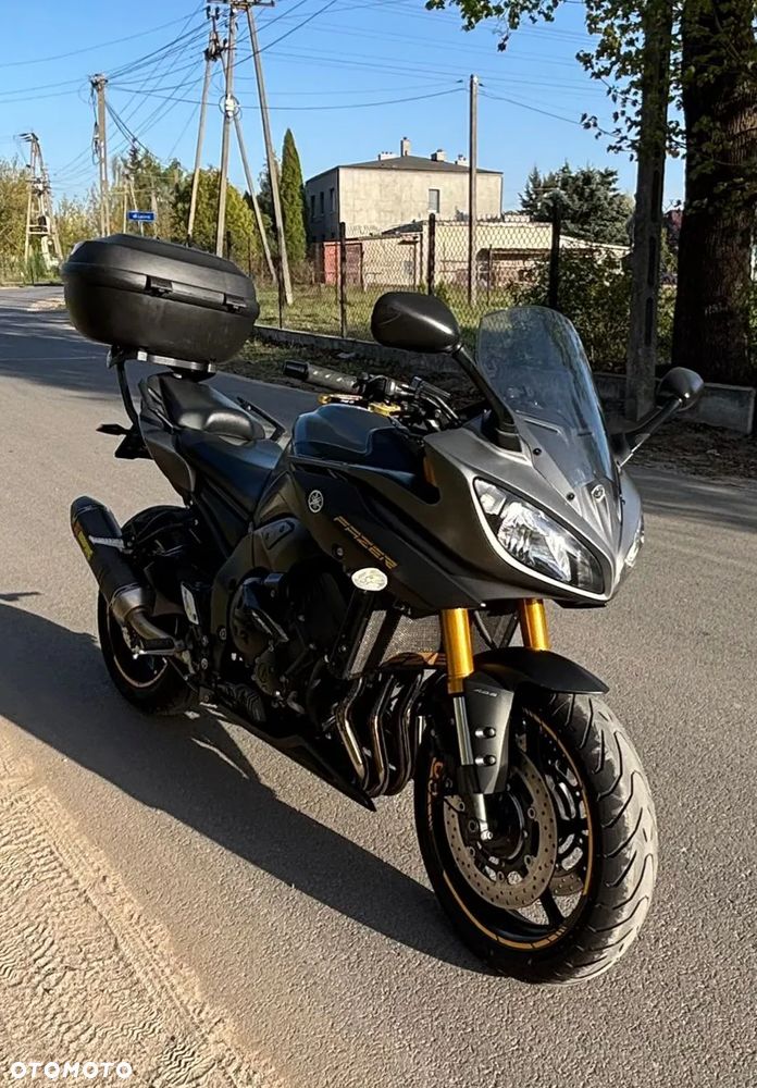 Yamaha FZ8 - 5