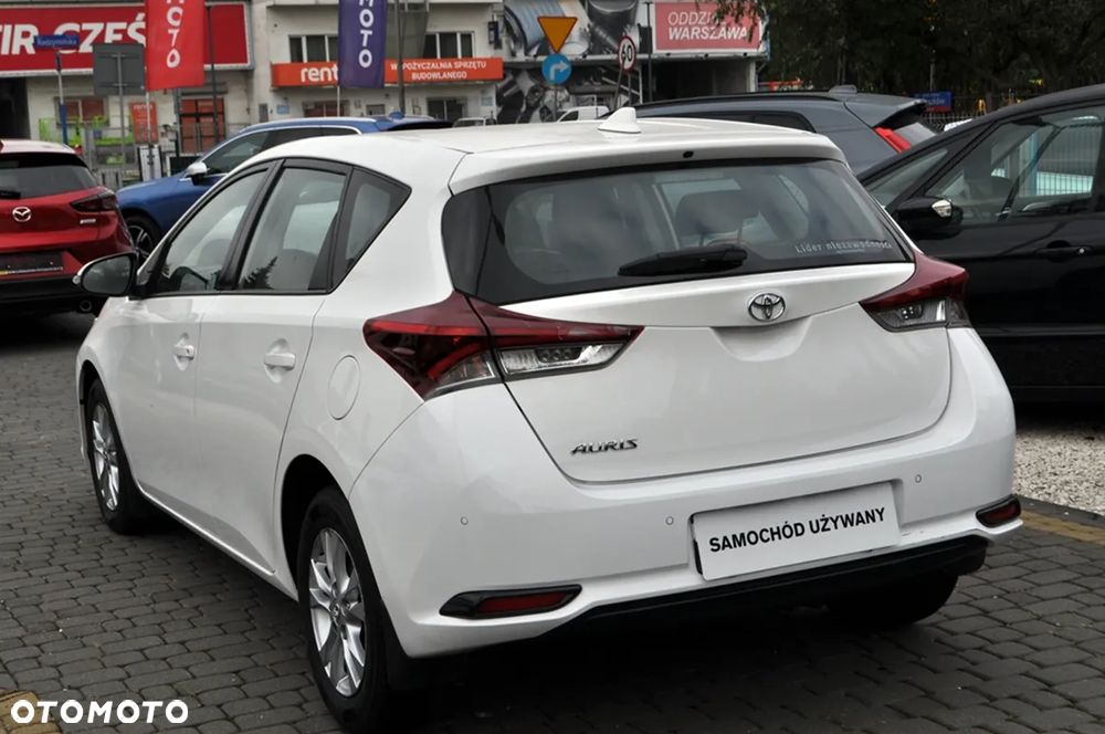 Toyota Auris 1.33 VVT-i Comfort - 13