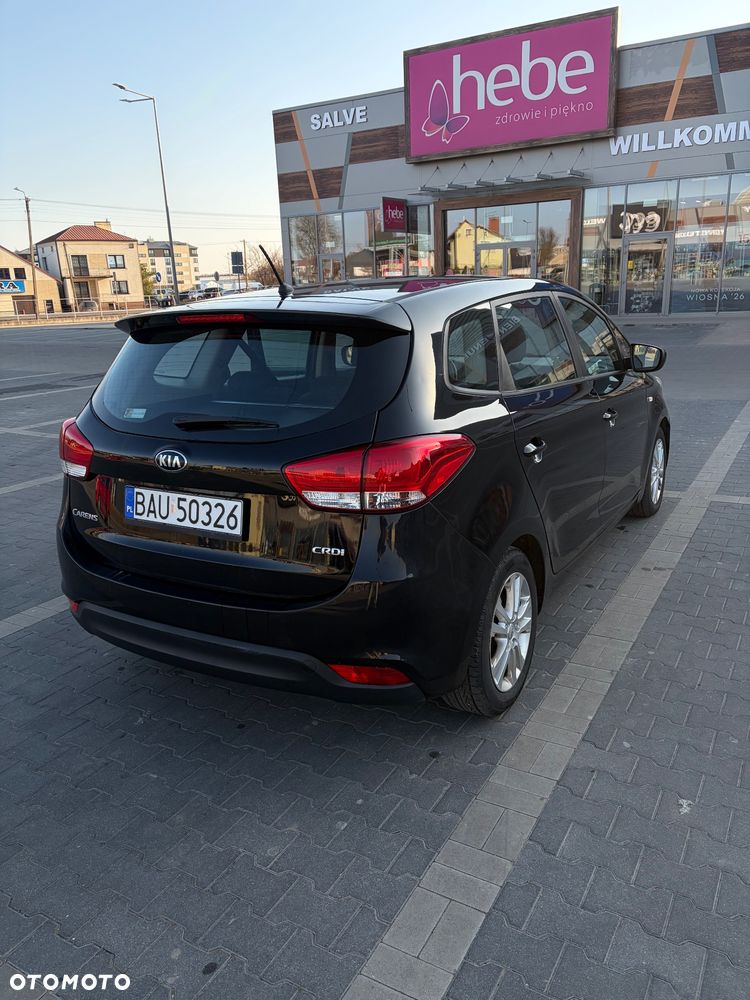 Kia Carens 1.7 CRDi 115 Dream Team Edition - 4