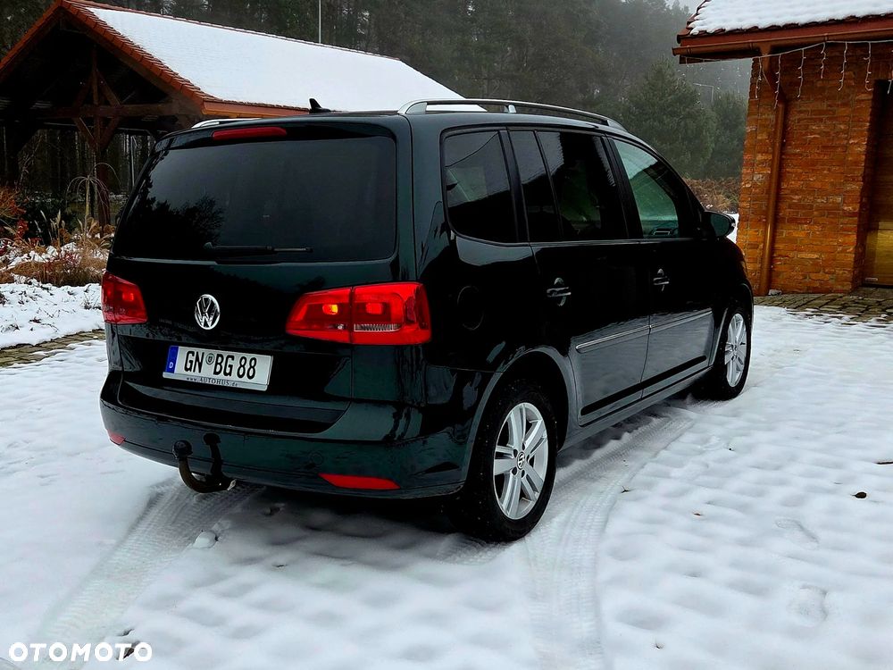 Volkswagen Touran 2.0 TDI DPF Highline DSG - 3
