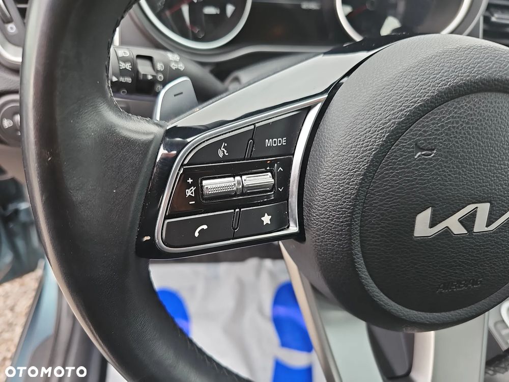 Kia Ceed 1.5 T-GDI M DCT - 17