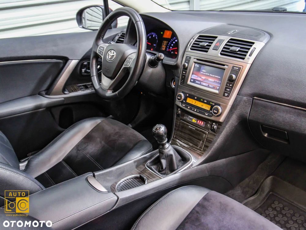 Toyota Avensis 2.0 D-4D Premium - 15