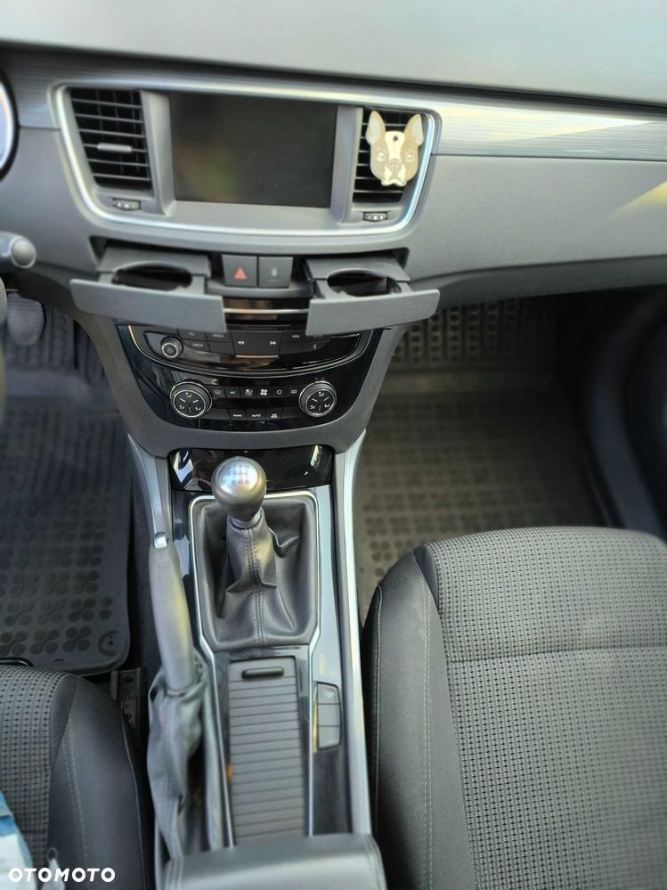 Peugeot 508 - 8