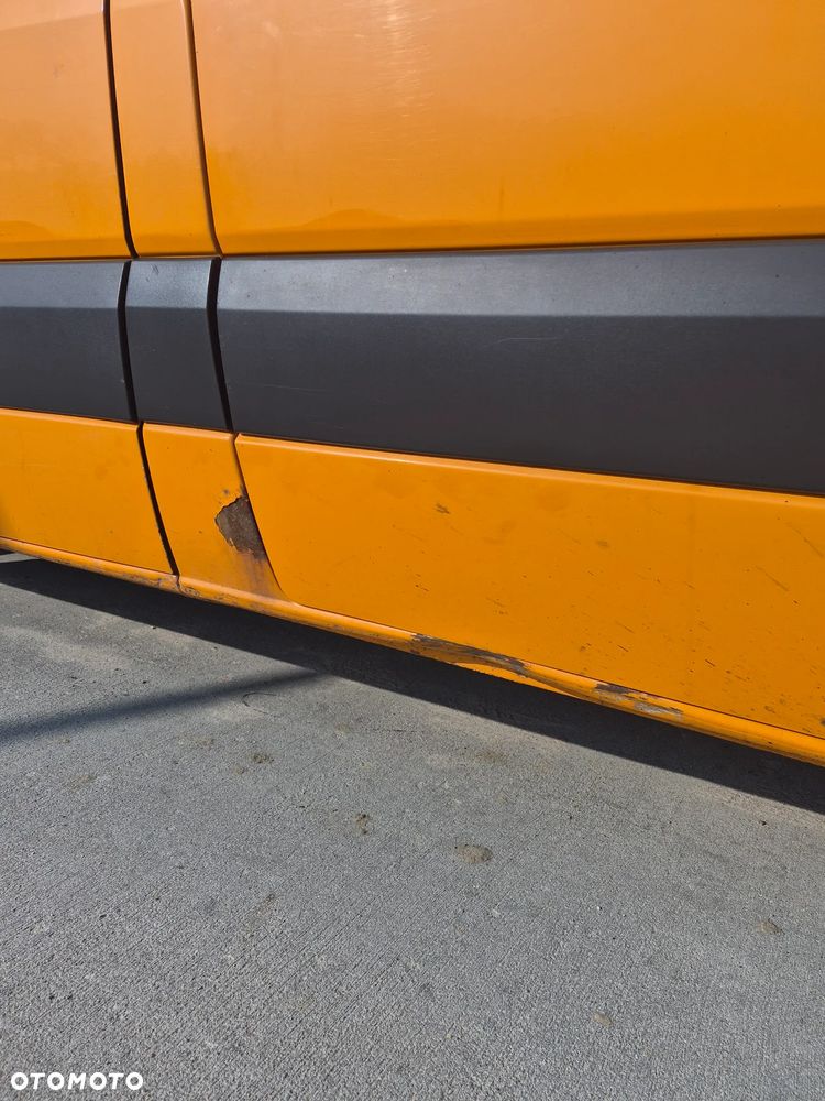 Volkswagen CRAFTER - 16
