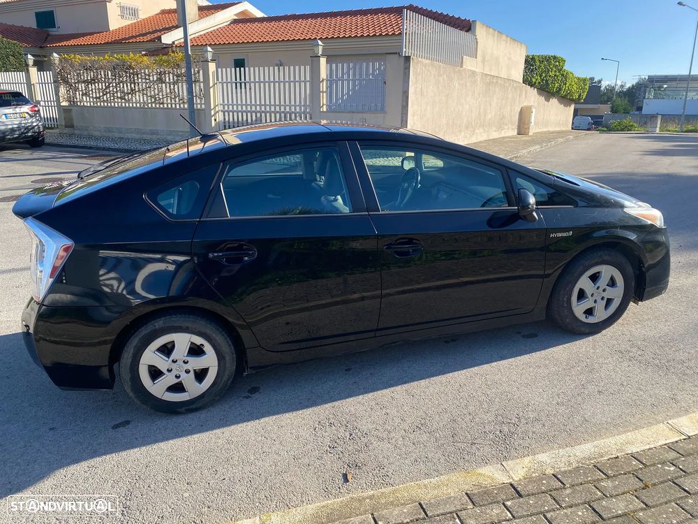 Toyota Prius 1.8 Premium+Pele+GPS - 6