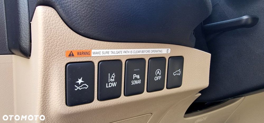 Mitsubishi Outlander 2.0 Instyle Navi 4WD CVT - 27