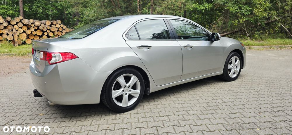Honda Accord 2.0 Lifestyle - 28