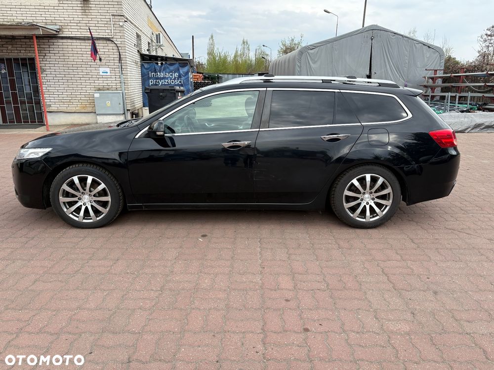 Honda Accord 2.2d Executive Nav - 12