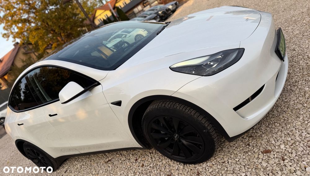 Tesla Model Y RWD - 16