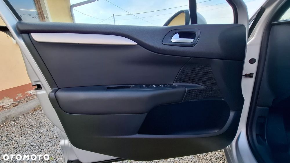 Citroën C4 VTi 95 Selection - 16