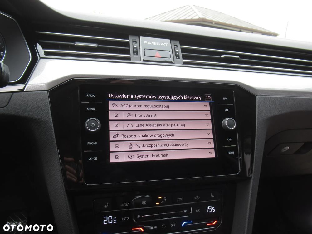 Volkswagen Passat 2.0 TDI EVO Business - 22