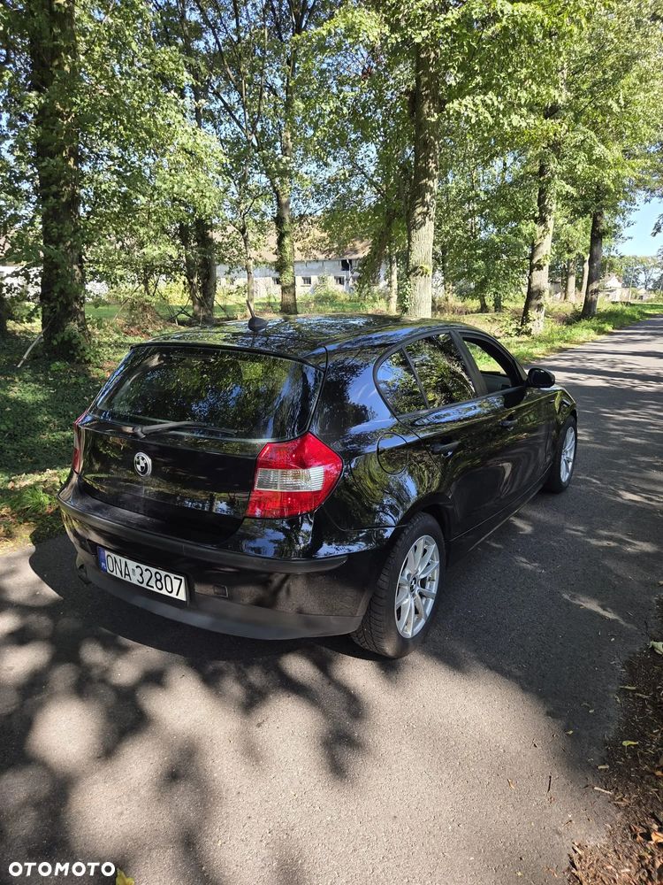 BMW Seria 1 118d - 4