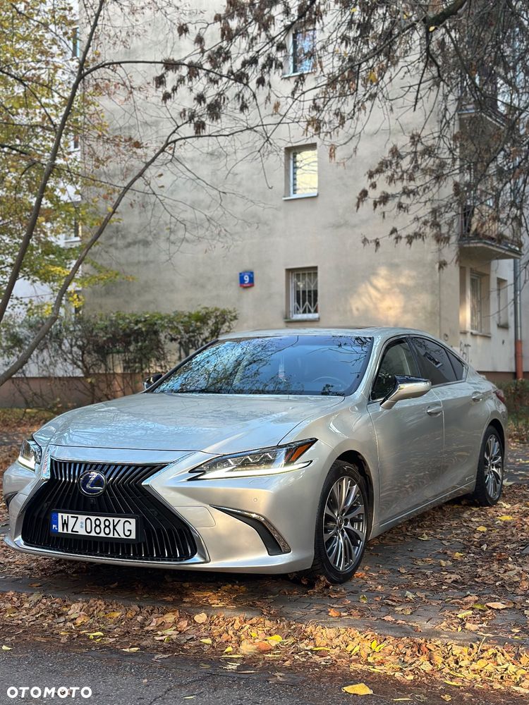 Lexus ES 300h Prestige - 3