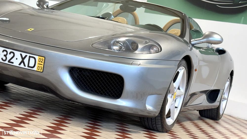Ferrari 360 Spider - 8