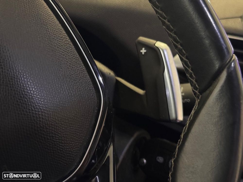 Peugeot 3008 1.2 PureTech Allure EAT8 - 15