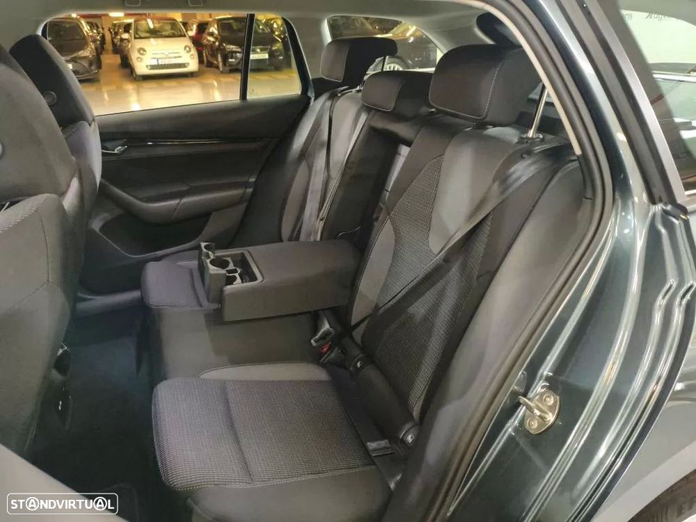 Skoda Octavia Break 2.0 TDI Ambition - 7