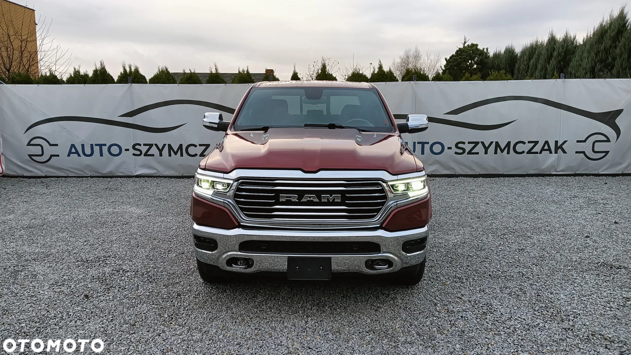Dodge RAM 1500 5.7 4x4 - 5