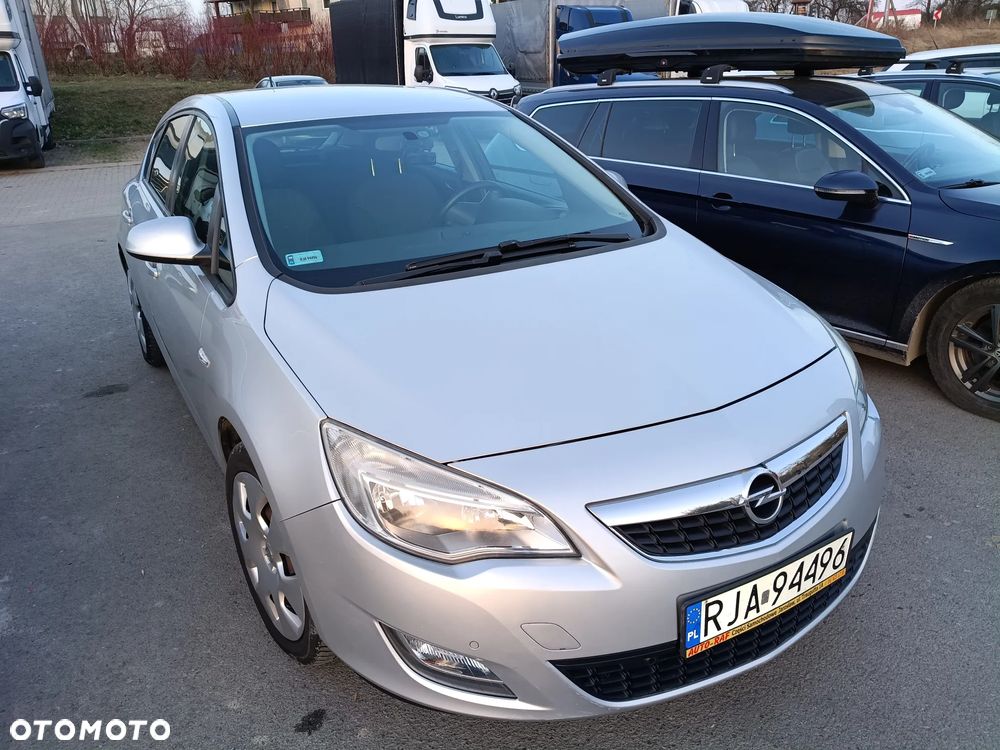 Opel Astra 1.6 Active - 10