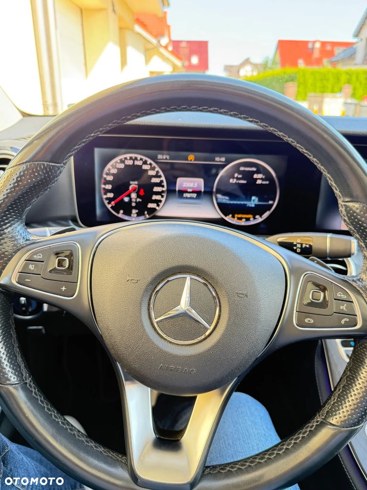 Mercedes-Benz Klasa E 220 d 4-Matic All-Terrain - 21