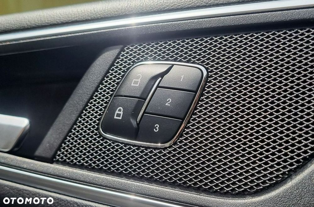 Ford S-Max - 16