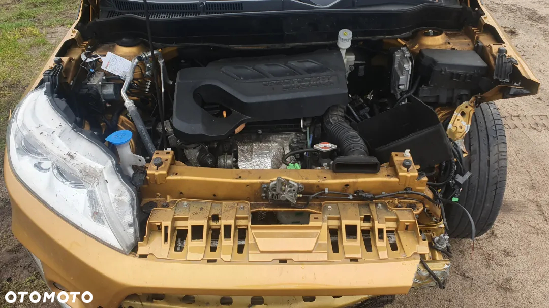 Suzuki Vitara 1.0 Boosterjet Premium 2WD - 8