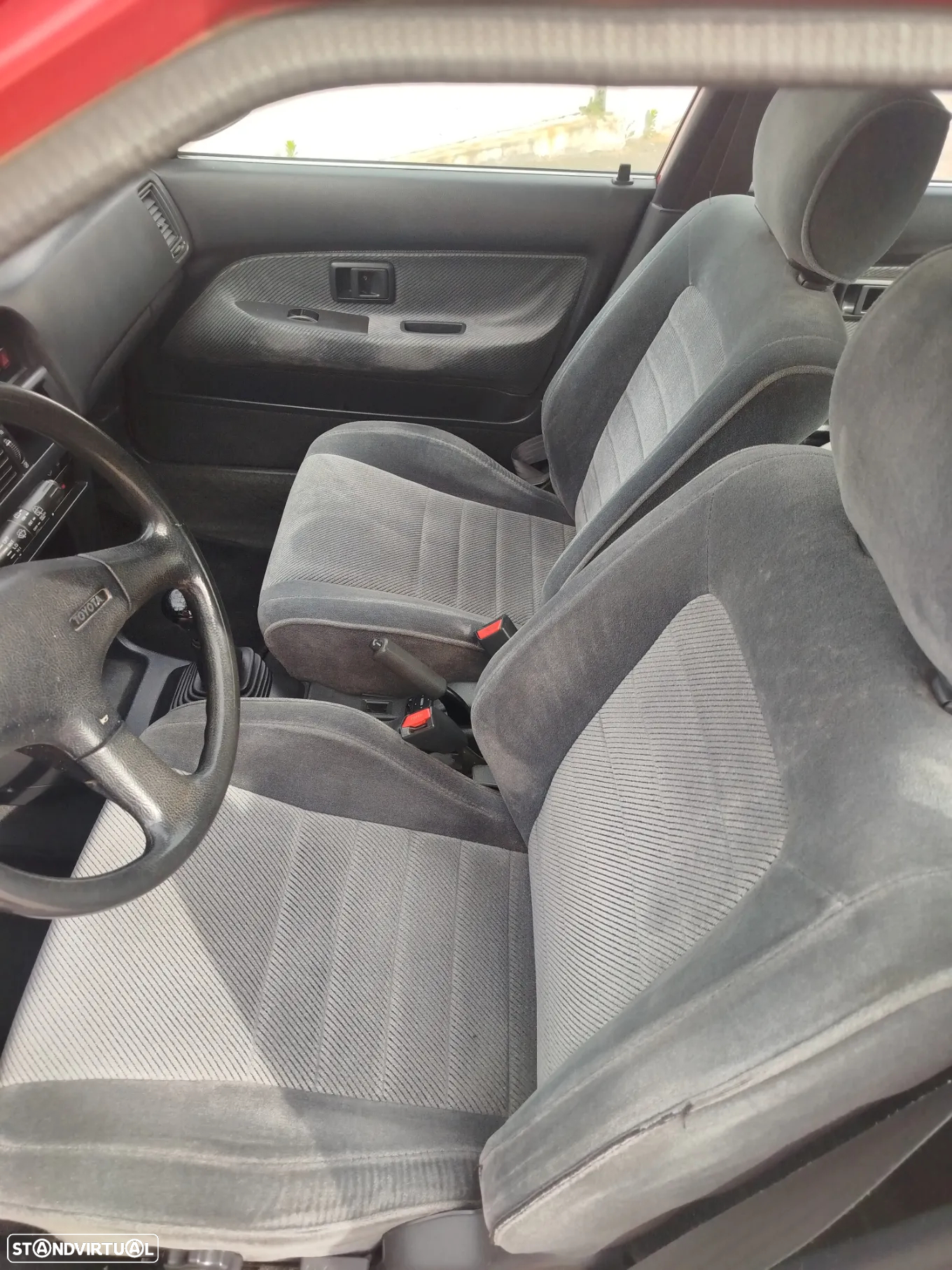 Toyota Corolla Liftback 1.3 - 5