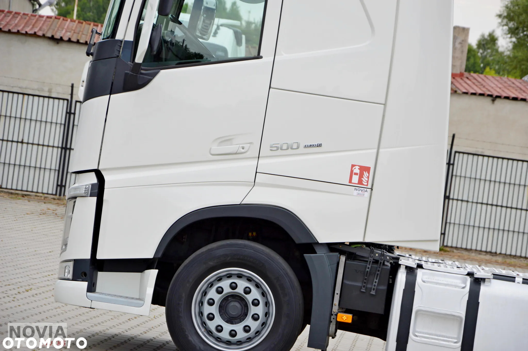 Volvo FH 500 | NIE I-SAVE | GLOB XL | KLIMA POSTOJOWA | ZŁOTY KONTRAKT SERWISOWY | 2 ZBIORNIKI - 16