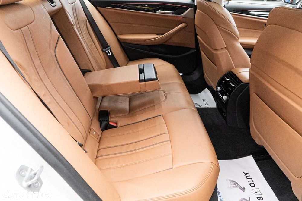 BMW Seria 5 530e iPerformance Aut. Sport Line - 8