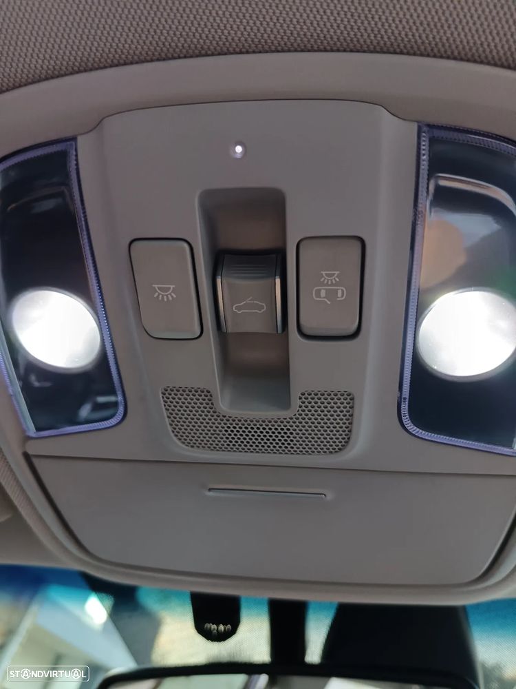 Kia Optima 2.0 CVVT PHEV - 32