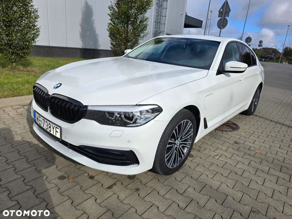 BMW Seria 5 ver-530e-iperformance-luxury-line-sport - 8