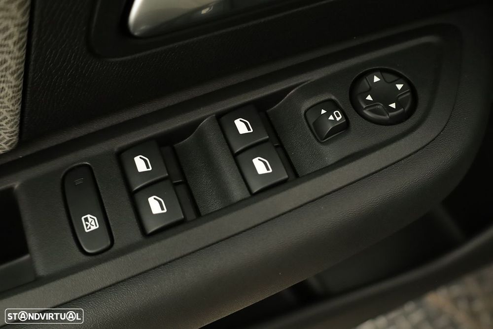 Citroën C4 1.2 PureTech Plus EAT8 - 16