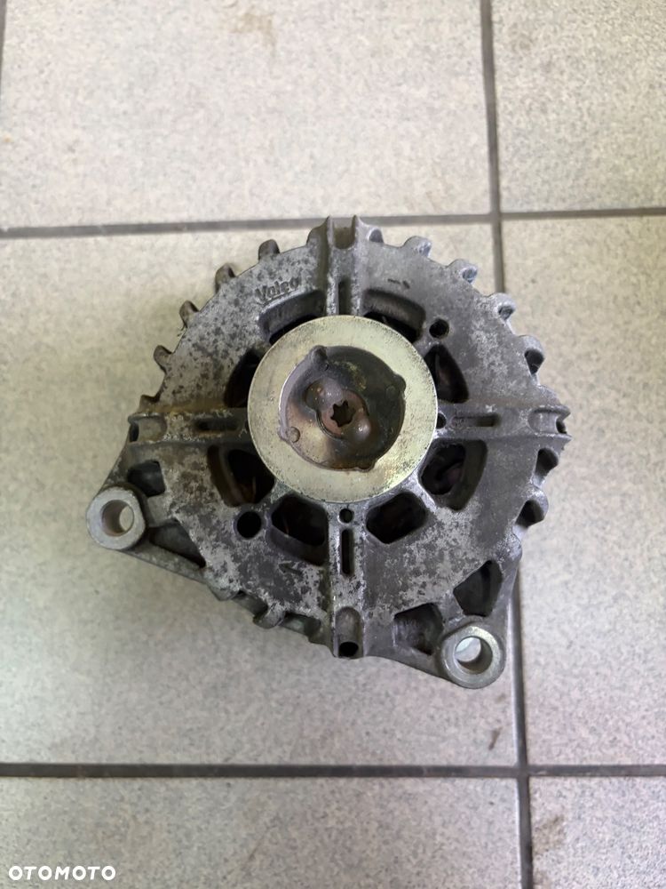 Citroen Peugeot Expert III Jumpy III Proace alternator 9826550280 - 2