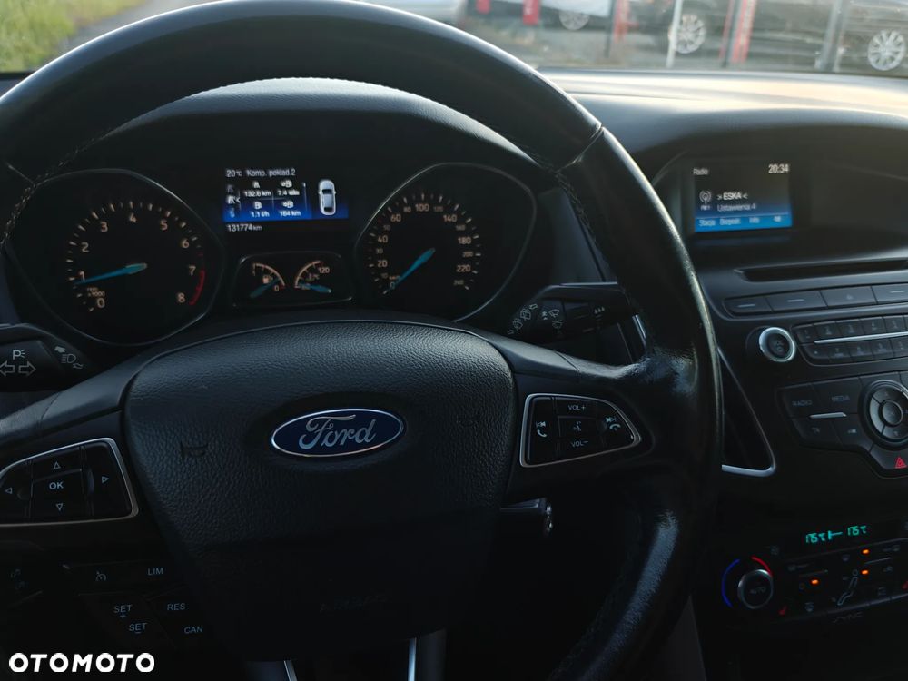 Ford Focus - 12
