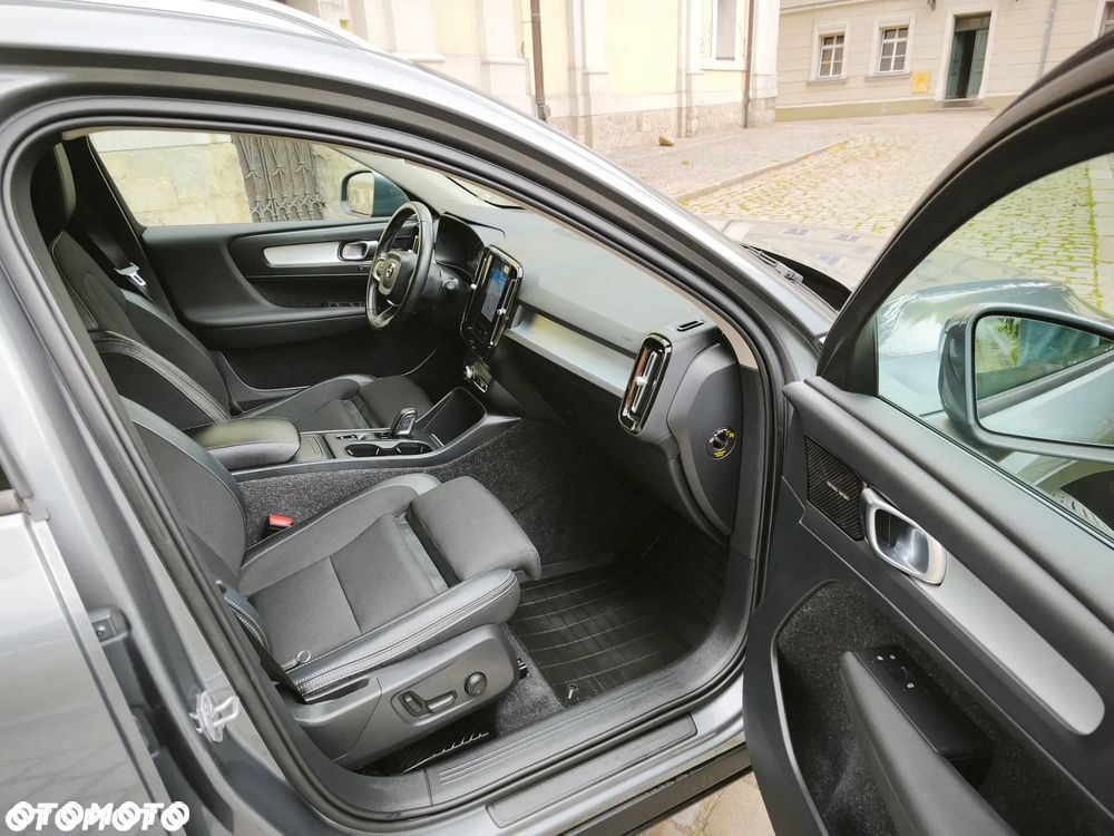 Volvo XC 40 D4 SCR AWD Inscription - 11