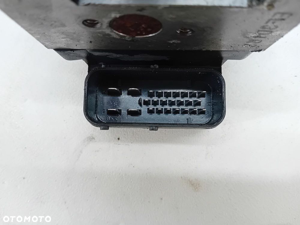 POMPA ABS KIA SPORTAGE II 58920-2E000  58900-2E000  2.0 CVVT - 5