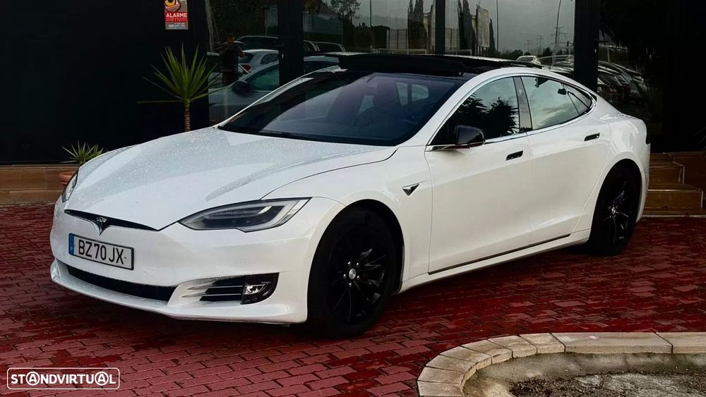 Tesla Model S 75D - 6