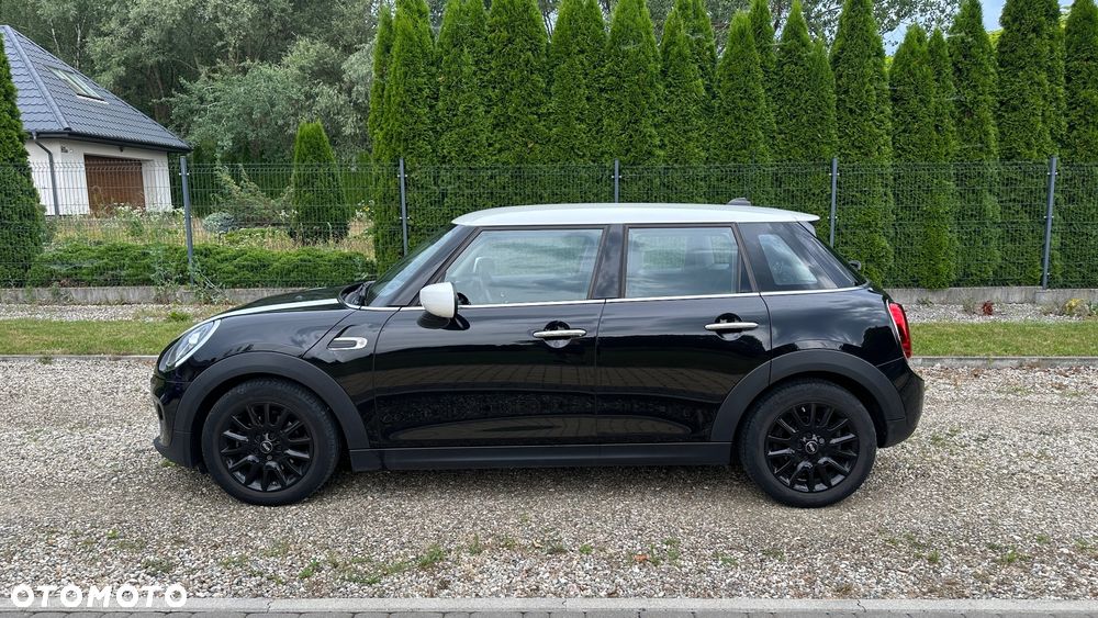 MINI Cooper Standard - 3
