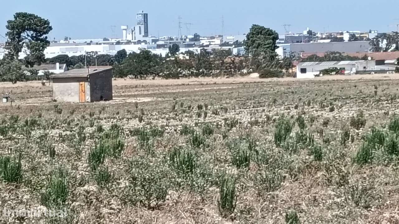 Terreno Rustico com 90.000m2 | Sarilhos Grandes - Grande imagem: 2/18
