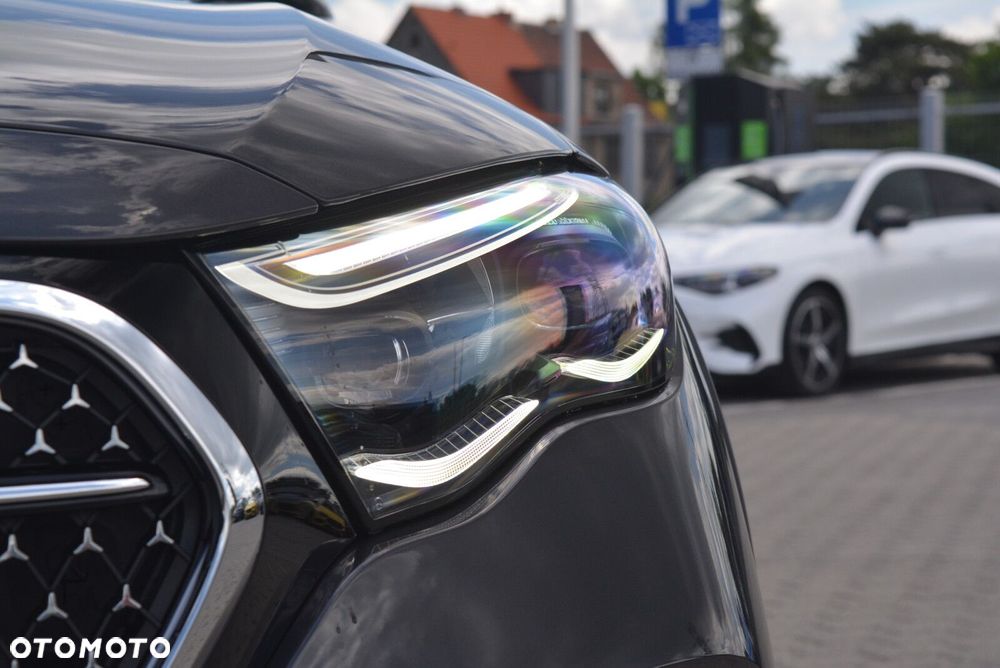 Mercedes-Benz Klasa E 220 d mHEV 4-Matic All-Terrain Avantgarde 9G-Tronic - 12