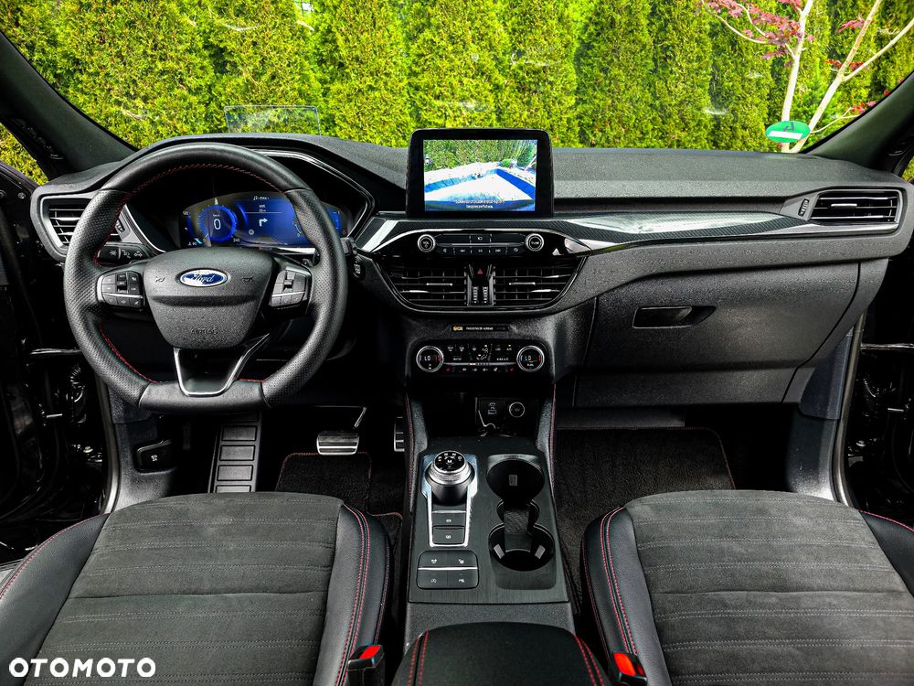 Ford Kuga 2.0 EcoBlue 4x4 ST-LINE X - 23