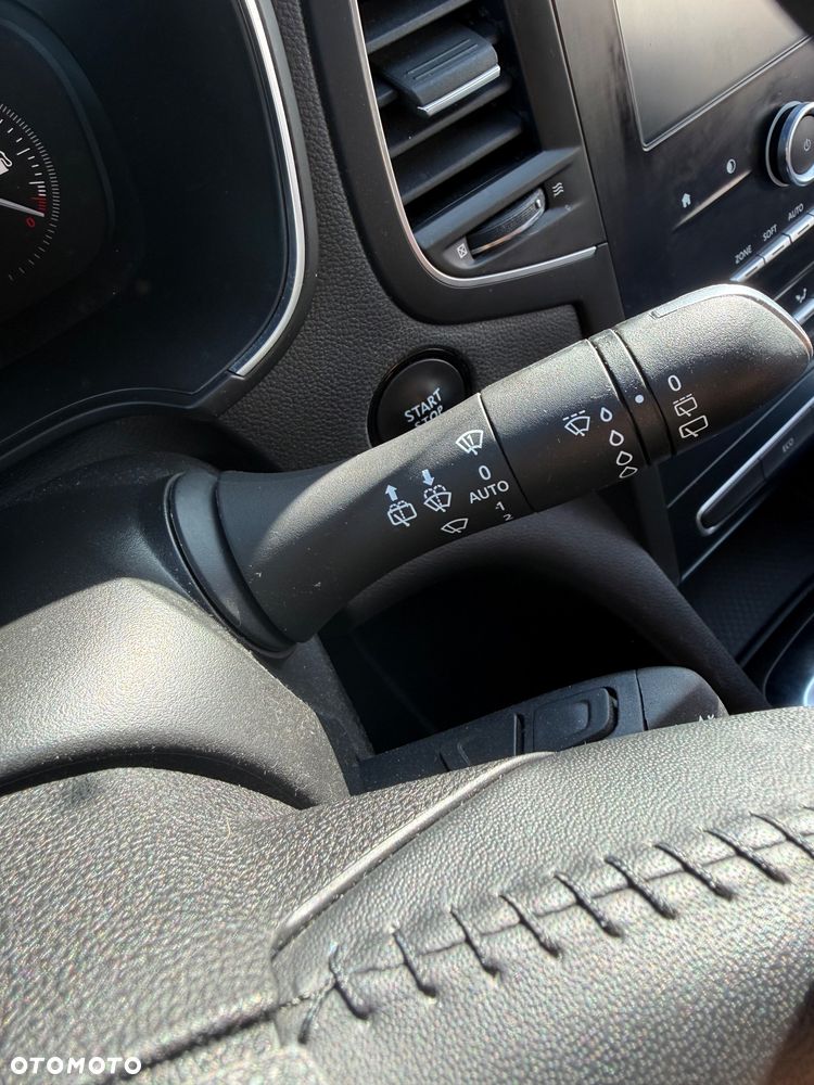 Renault Megane 1.6 SCe Limited - 17