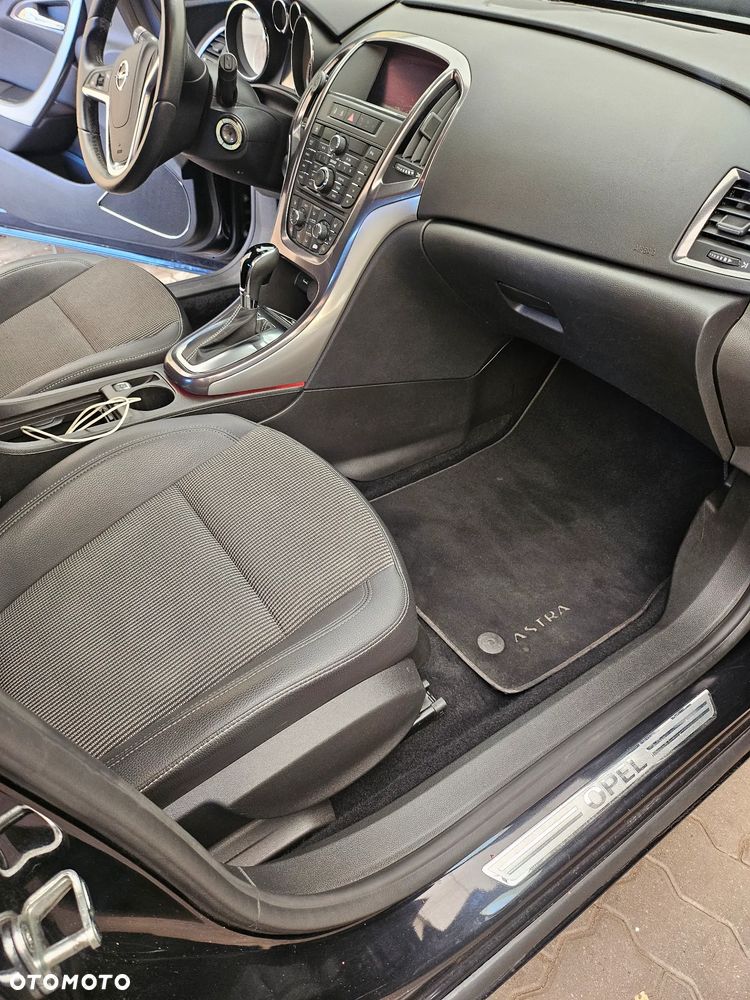 Opel Astra - 12