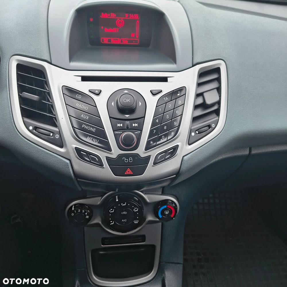 Ford Fiesta 1.25 Gold X - 12