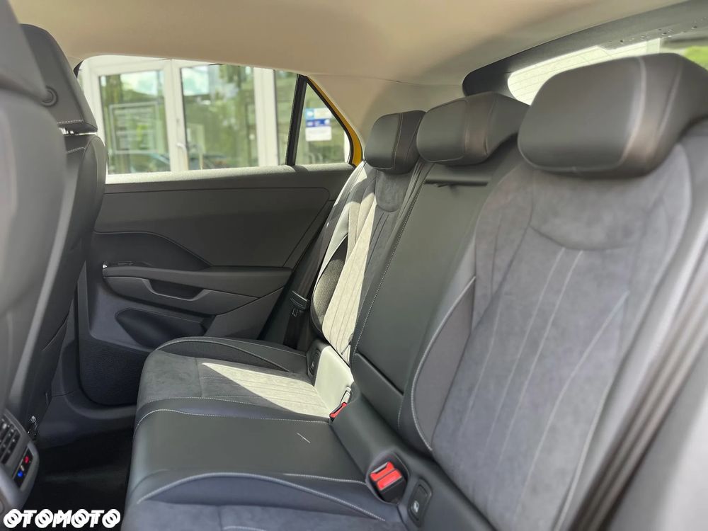 Volkswagen T-Roc 1.5 eTSI OPF DSG Style - 18