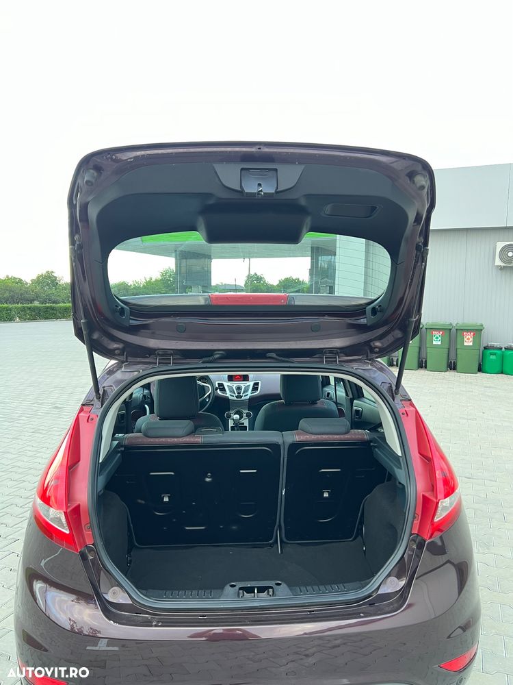 Ford Fiesta 1.6 TDCi DPF Titanium - 5