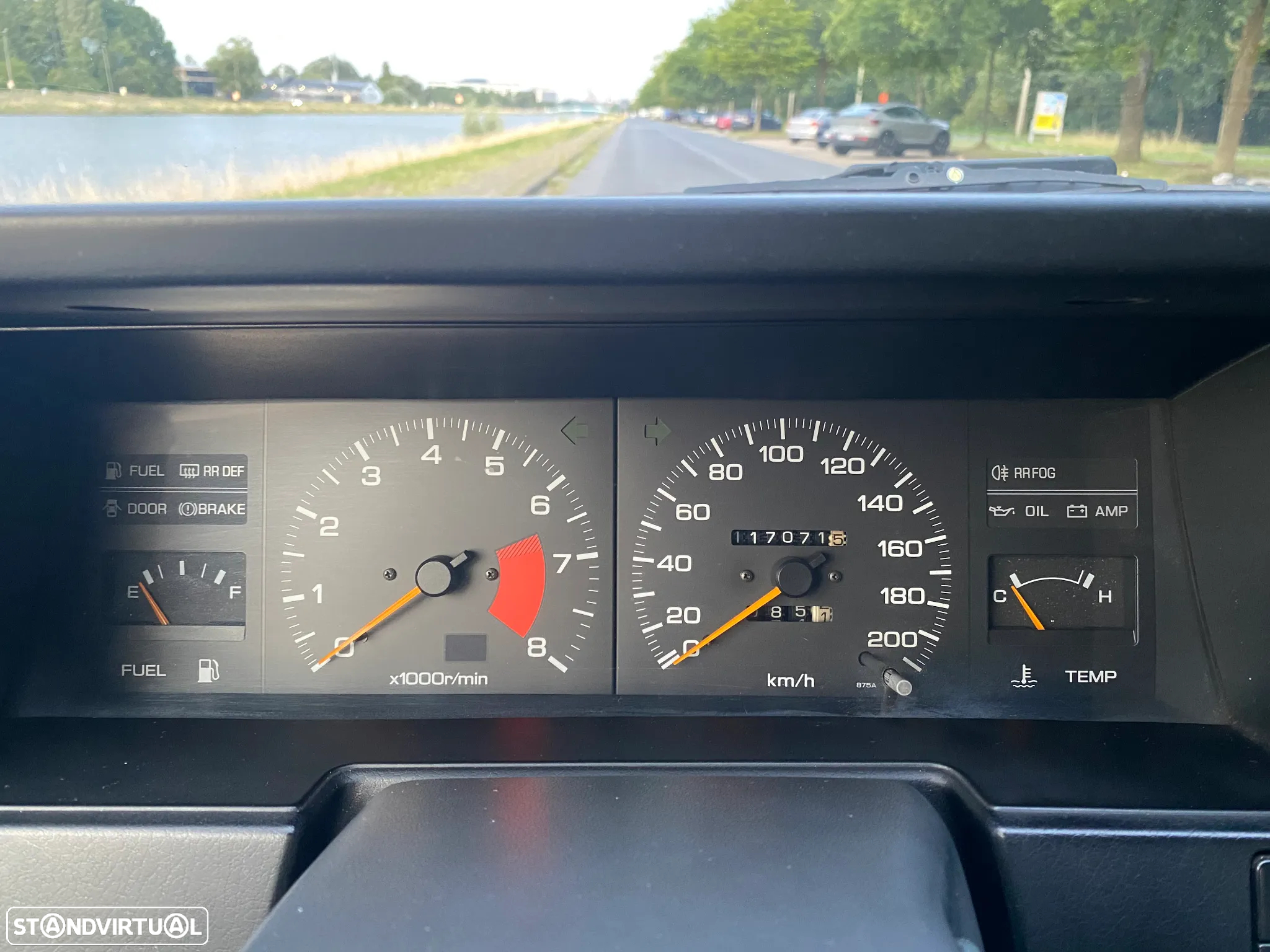 Nissan Sunny Hatchback 1.4 SLX - 15
