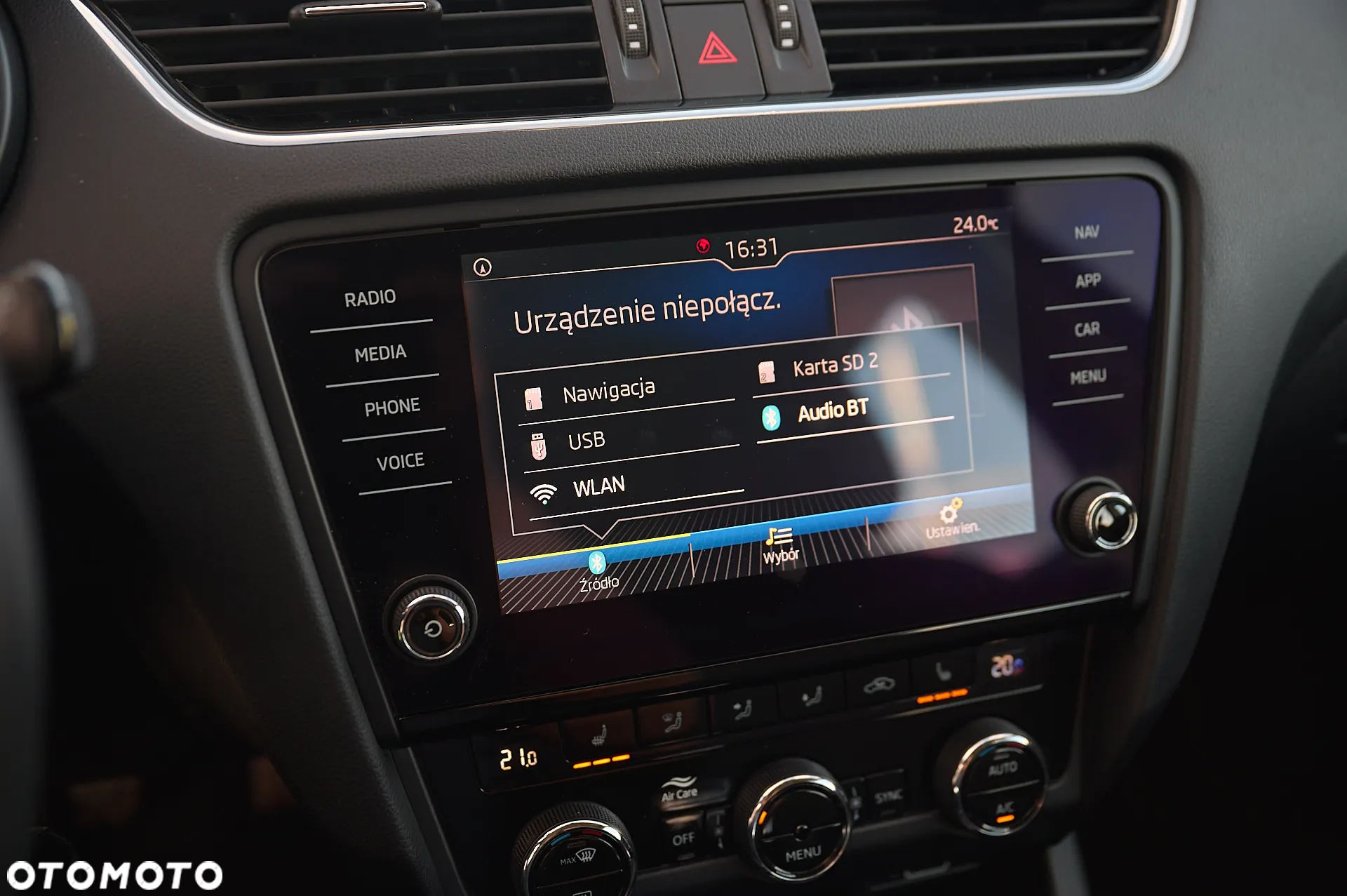 Skoda Octavia Combi 1.6 TDI DSG Ambition - 29
